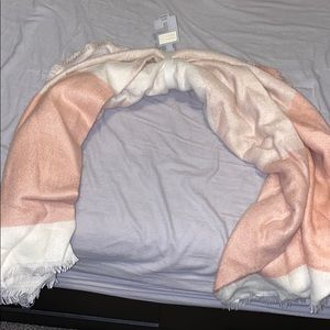 Lauren Conrad blanket scarf